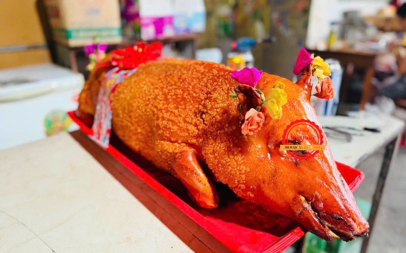 Giá Heo Quay Cúng Tất Niên Hôm Nay Bao Nhiêu?