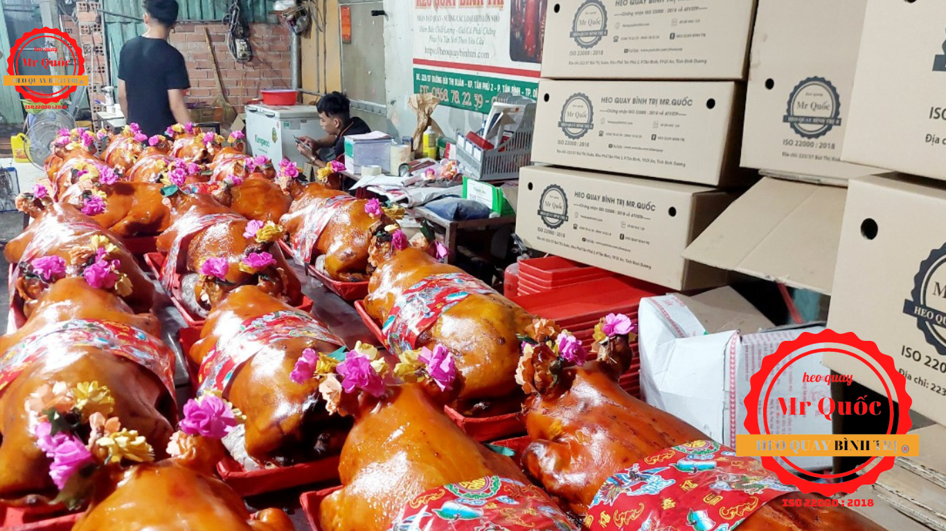 Tận Hưởng Hương Vị Độc Đáo với Heo Quay Bình Trị