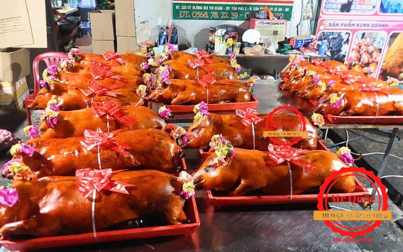 Heo Quay Ngon – Quay Từ Heo Sống, Không Dùng Heo Đông Lạnh!