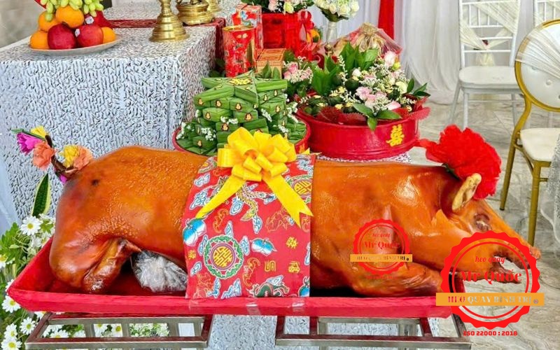 Giá Heo Quay Nguyên Con TPHCM Bao Nhiêu?