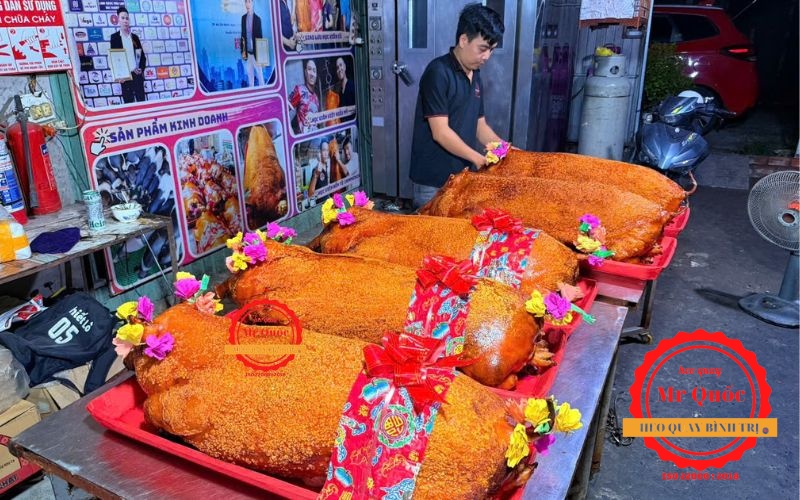 HEO QUAY BÌNH TRỊ MR QUỐC – HEO QUAY UY TÍN BÌNH DƯƠNG HƠN 10 NĂM